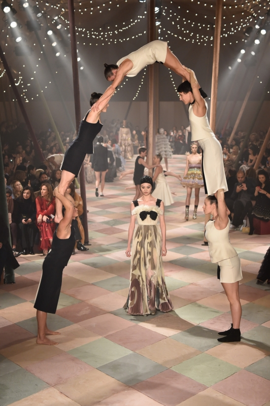 Цирковая коллекция Christian Dior